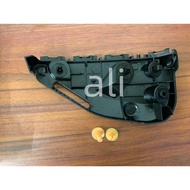 Toyota Hilux Revo GUN125 (4 Doors ) Front / Depan Bumper Bracket Clip