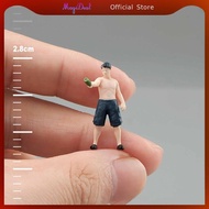 MagiDeal 1:64 Miniature Figure Photography Diorama Tiny People Figurine for Dorm Kids