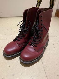 Dr. Martens