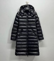 Moncler moka羽絨外套