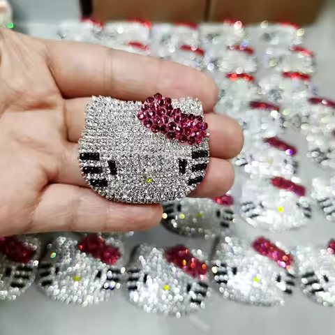1pcs Diamond-encrusted Cartoon KT Head Mobile Phone Case Resin Flatback Cabochons DYI Accessories Ma