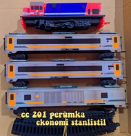 mainan kereta api indonesia,miniatur kereta api,cc 201 perumka,gerbong ekonomi stanlistil,gerbong pembangkit