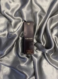 Tom Ford 無痕柔霧粉底液