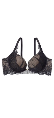 Peach John 三上悠亞新款 - 黑色蕾絲內衣褲套裝