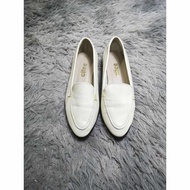 White Leather Pointed Toe Flats