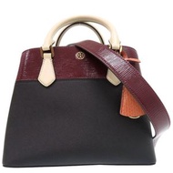 Tory Burch Robinson 三隔層手提包，撞顏色雙面皮革，黑色，0613，成色極佳。二手。