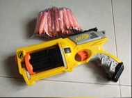 Nerf槍 NERF 膠槍 海綿彈 海棉彈 玩具槍 子彈  子彈槍 連補充 Maverick Rev-6