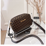 ( READY STOCK ) PU SLING BAG EU FASHION HOUSE