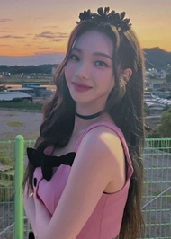 KPOP Korean Girl Group Aespa Member Karina Poster Modern Canvas Paintings and Print Wall Art Picture