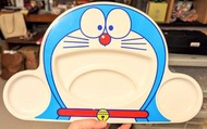 【現貨】日本製 哆啦A夢 兒童餐盤 午餐盤 分隔盤 造型餐盤 小叮噹 盤子 點心盤 兒童餐具 學習餐具 定量.不多吃