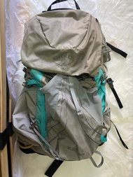 行山背囊osprey EJA38