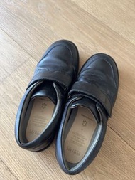GEOX返學皮鞋