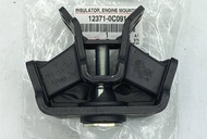 ยางแท่นแท่นเกียร์ TOYOTA แท้เบิกศูนย์ สำหรับรถ TOYOTA VIGO / FORTUNER / INOVA ( เครื่องเบนซิน 1TR 2