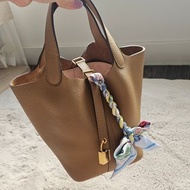 Hermes picotin 18 biscuit 餅乾色金扣