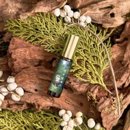 限量插畫家聯名款【高級木質調】頂級台灣原生檜木精油5ml滾珠瓶