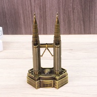 Jilongpo Gemini Tower Metal Building Model Decoration Creative Scenery Crafts Tourist Souvenirs Grad