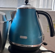 DeLonghi 藍色電熱水壺、大同電鍋（$200）
