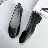 Cool Charm รองเท้าทํางานสีดําสําหรับผู้หญิงนุ่มสบายพร้อมหนังแท้หนาด้านบน Napa รูปแบบรองเท้าสํานักงาน