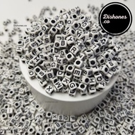 (100PCS) 6*6mm Square White Letter Beads / Black Letter White Beads / Bracelet Beads / Letter Beads