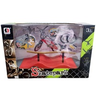 Arena Skateboard SkatePark Ramp Part Fingerboard Mainan Finger Board Arena
