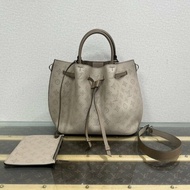 LV 大象灰Bella TOTE月光女神鏤空子母手提肩背包 32*23*13 98新 配件塵袋