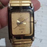 citizen quartz