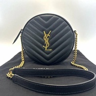 YSL 黑色金扣圓餅肩背斜背包17*17*5.5 98新配件塵袋