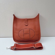 Hermes TC皮🐎Evelyne 29伊芙琳 6c焦糖南瓜色銀扣 Z刻