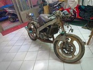 光陽NSR報廢車，二期的車，有改裝管，腳踏後移，加大化油器，改裝缸，前叉手銬，分離手把，買來拆售或拆用都滑算