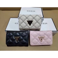 【PP】Guess ใหม่ กระเป๋าสตางค์ ใบสั้น ทรงคลัทช์ ใส่เหรียญได้ สําหรับผู้หญิง