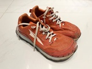 Altra Lone Peak 跑山鞋