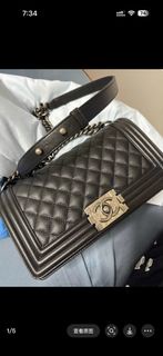 Chanel Boy Bag 黑色荔枝皮中号