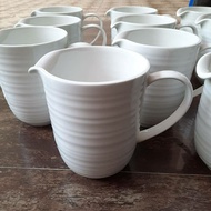 Jug/pitcher White