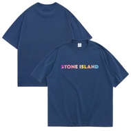 STONE ISLAND IMPORTED NAVY TEXT PRINT T-SHIRT STONE ISLAND SHORT-SLEEVED T-SHIRT/ MEN'S T-SHIRT/ SIM