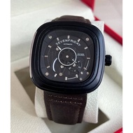 MEN SEVEN FRIDAY WATCH