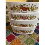 Corningware Spice of Life Vintage Edition.2 pairs of 1 litre and 1.5 litre casseroles. Excellent condition.