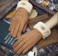 🏆💎認證商家🏆💎 UGG 手套 手襪 加絨 騎行 滑雪  防風  露營   行山 Gloves Hand Socks Cycling Skiing Windproof Camping Archaeop