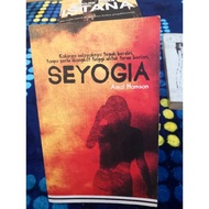 PRELOVED MALAY THRILLER/HORROR NOVELS