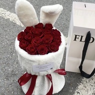 【维纳斯旗舰店】 Doll bouquet红玫瑰永生花束小兔耳朵仿真香皂花情人节女友闺蜜儿童节礼物现货 【04309R4WAE7UH】