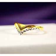 916 Wonder Woman Ring / 22K Gold