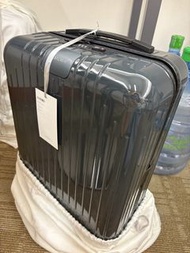Rimowa Essential Lite Cabin Suitcase