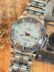 🌈🌈新返貨啦🌈🌈🇯🇵🇬🇧🇺🇦Corum 崑崙 Admiral’s Cup 982.530.20🇯🇵🇬🇧🇺🇦❤️❤️🤍🩶原裝銀白面🩶🤍全鋼 38mm 自動半透底機芯 淨錶🖤🖤連原裝鋼帶 狀態一流👍🏻👍🏻