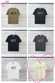 FOG ESSENTIALS 1977植絨字母短袖T恤【最新款】