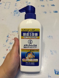 (現貨)全新曼秀雷敦濕疹洗頭水 320ml