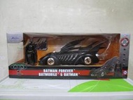 風火輪漫威多美METALS JADA合金車DC正義聯盟1:24蝙蝠俠3永遠的蝙蝠俠版1/24蝙蝠車附公仔一千兩佰五十一元