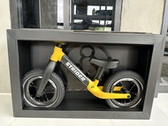 จักรยานขาไถ ยี่ห้อ Strider ST-R สีเหลือง  หายาก ล้อ 12 นิ้ว Brand USA ตัวTop สุด รุ่น limited Editio