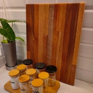 WOODEN CUTTING BOARD 30 X 40 CM RANDOM PATTERN CODE 804