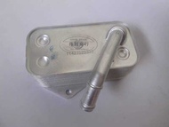 Suitable for BMW E87 F20 E90 E93 F30 F35 E60 F18 318 320 Oil Radiator 328