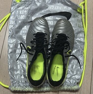 Nike Tiempo 足球鞋連袋