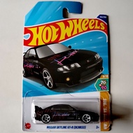 HOT WHEELS CASE G 2025 Nissan Skyline R33 HKS Yokohama + Datsun 240Z Sakura + McLaren W1 + Bentley G